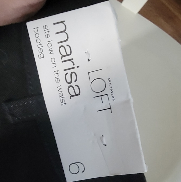 LOFT Black Suede Marisa Cotton Mod Rise bootleg  pants.. size 6 - Picture 5 of 7